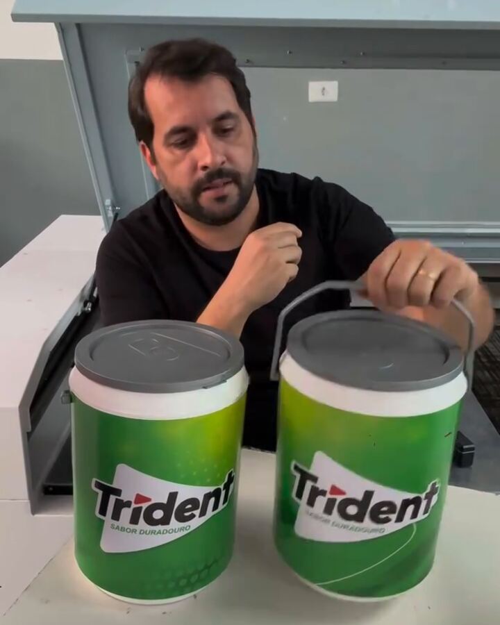 Potes personalizados com a marca Trident